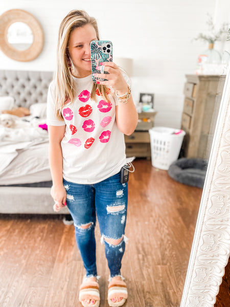 ALL THE KISSES GRAPHIC TEE-[option4]-The Lovely Lola Boutique-Womens-Clothes